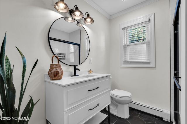 7 Georgetown Drive, Toms River, NJ 08757