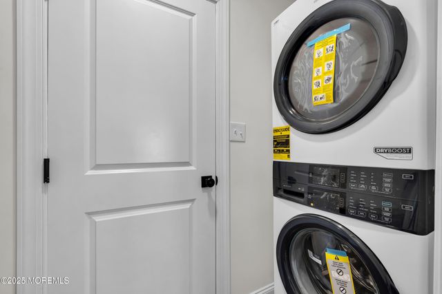 7 Georgetown Drive, Toms River, NJ 08757