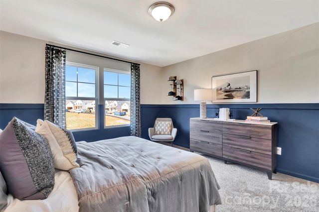 8613 Acadia Parkway, Sherrills Ford, NC 28673