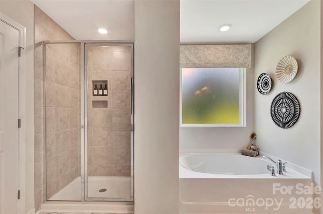 8613 Acadia Parkway, Sherrills Ford, NC 28673