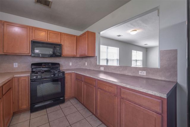 14423 Benningcrest Lane, Houston, TX 77047