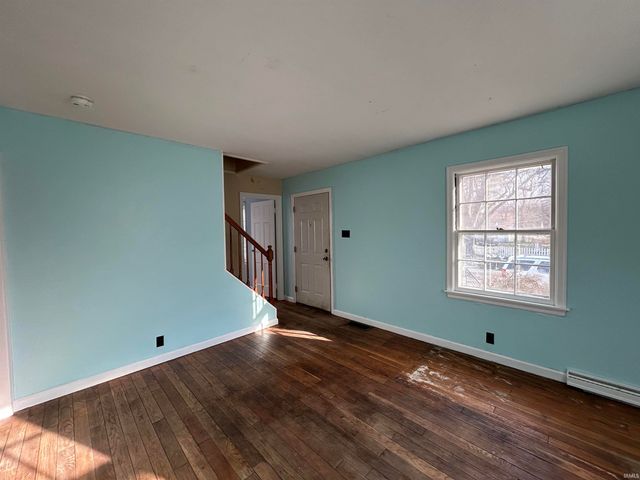 1329 N Elmer Street, South Bend, IN 46628