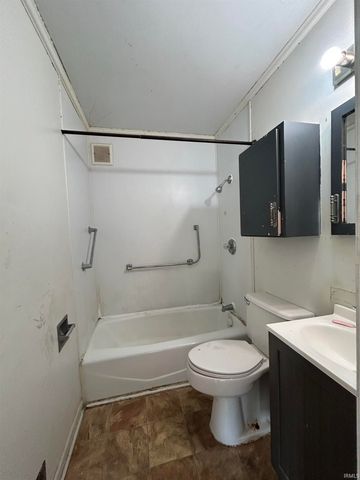 1329 N Elmer Street, South Bend, IN 46628