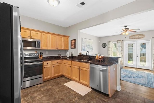 47 Celtic Court, Adairsville, GA 30103