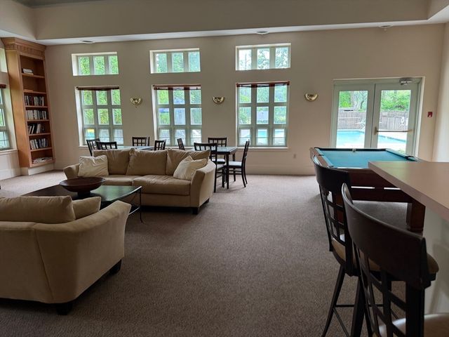 269 Cambridge Rd 204, Woburn, MA 01801