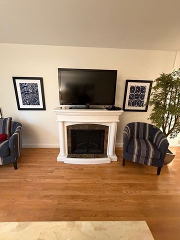 269 Cambridge Rd 204, Woburn, MA 01801