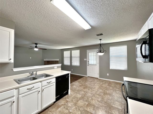 1412 Anna Lea Lane, Burleson, TX 76028
