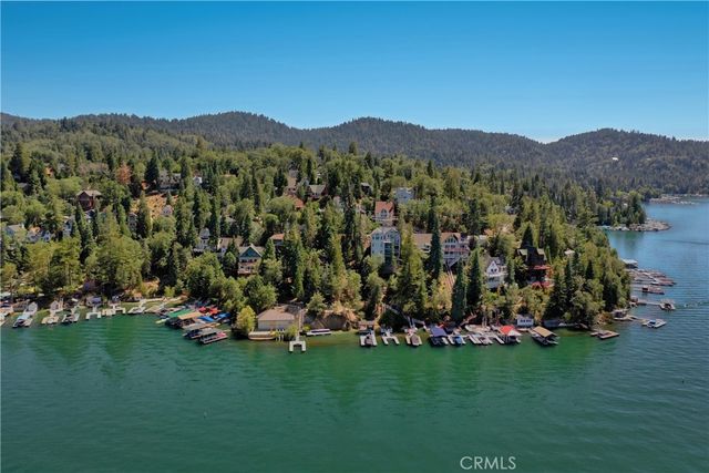 432 Palisades A, Lake Arrowhead, CA 92352