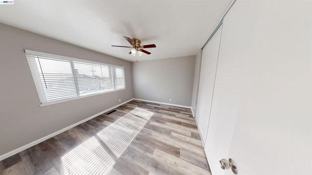 2105 48Th Ave, Oakland, CA 94601