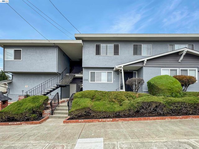 2105 48Th Ave, Oakland, CA 94601