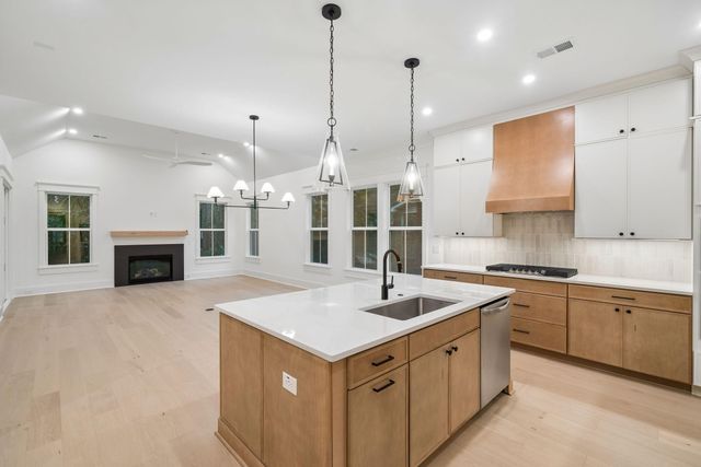 717 Eagle Street, Mount Pleasant, SC 29464