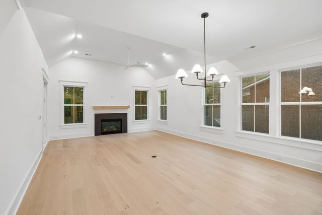 717 Eagle Street, Mount Pleasant, SC 29464