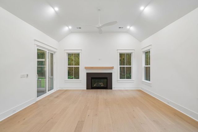 717 Eagle Street, Mount Pleasant, SC 29464