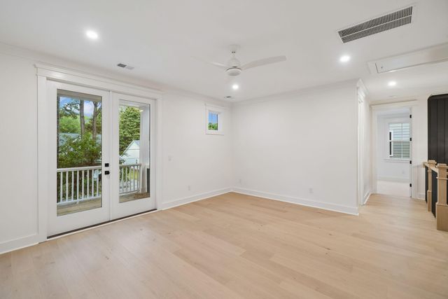 717 Eagle Street, Mount Pleasant, SC 29464
