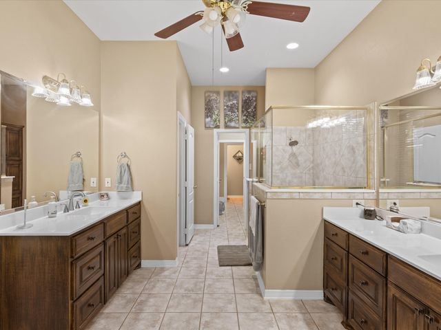 600 County Road 1790, Sunset, TX 76270