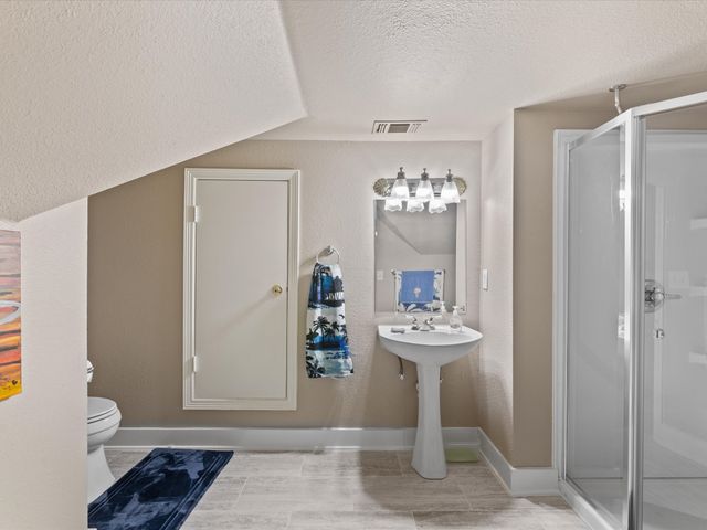 600 County Road 1790, Sunset, TX 76270
