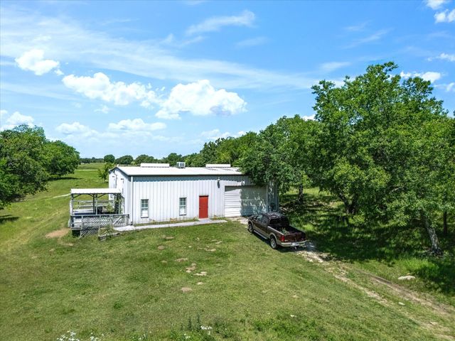 600 County Road 1790, Sunset, TX 76270