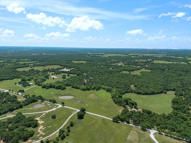 600 County Road 1790, Sunset, TX 76270