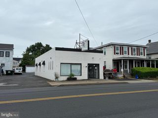 27 W LINCOLN HIGHWAY, Langhorne, PA 19047