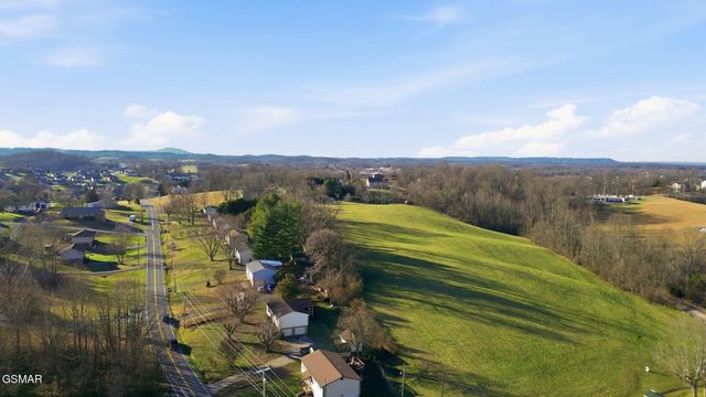 529 Old Gray Station Road, Johnson City, TN 37601