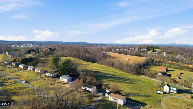 529 Old Gray Station Road, Johnson City, TN 37601