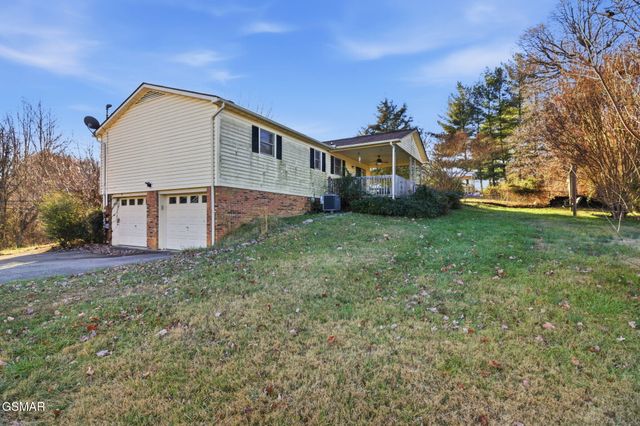 529 Old Gray Station Road, Johnson City, TN 37601