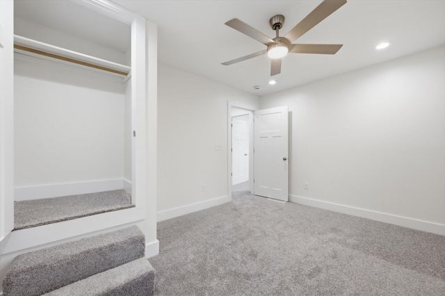 702 LINDBERG Drive, Council Bluffs, IA 51503