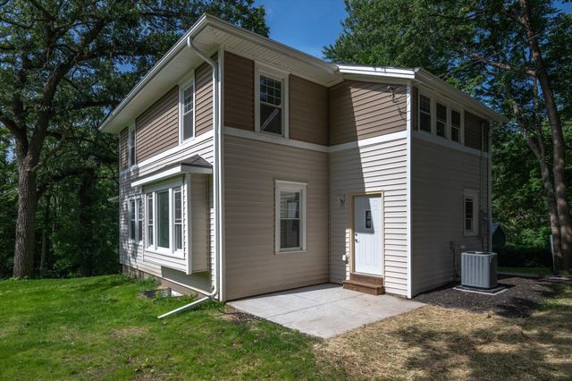 702 LINDBERG Drive, Council Bluffs, IA 51503