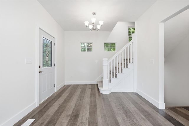 702 LINDBERG Drive, Council Bluffs, IA 51503