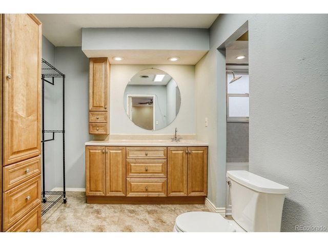 2429 S Chase Ln, Lakewood, CO 80227