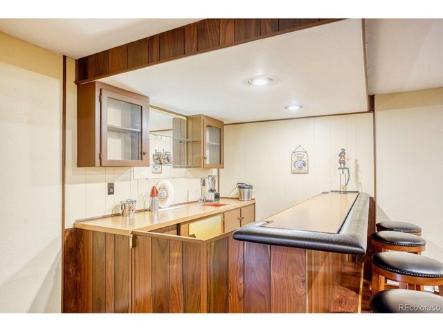 2429 S Chase Ln, Lakewood, CO 80227