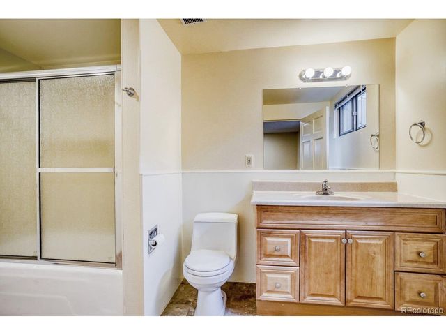 2429 S Chase Ln, Lakewood, CO 80227