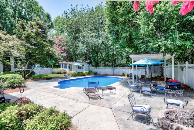 2131 Shadwell Court, Gastonia, NC 28056