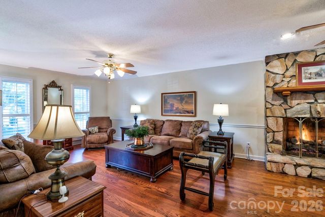 2131 Shadwell Court, Gastonia, NC 28056