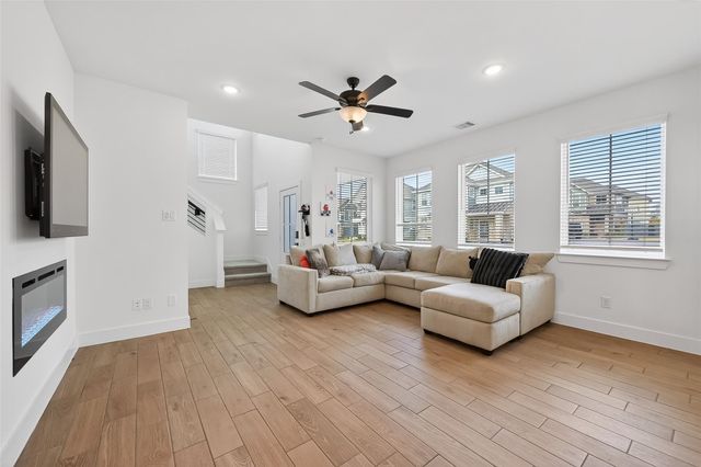 15162 Post Oak Falls Drive, Cypress, TX 77433