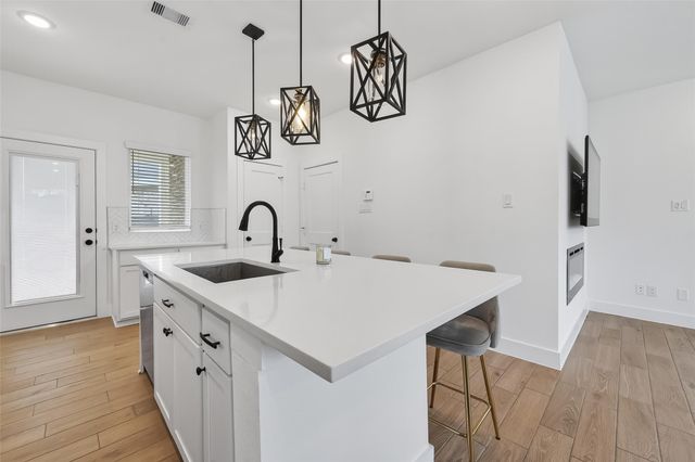 15162 Post Oak Falls Drive, Cypress, TX 77433