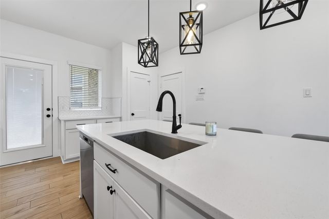 15162 Post Oak Falls Drive, Cypress, TX 77433