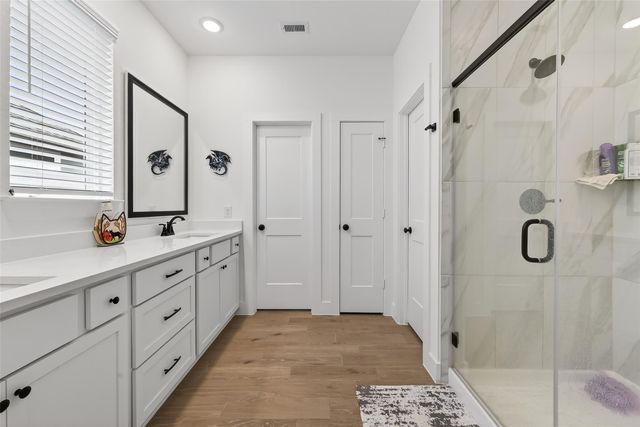 15162 Post Oak Falls Drive, Cypress, TX 77433