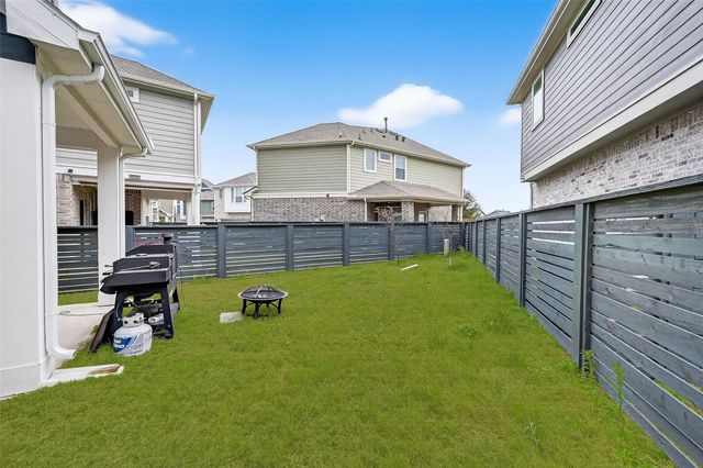 15162 Post Oak Falls Drive, Cypress, TX 77433