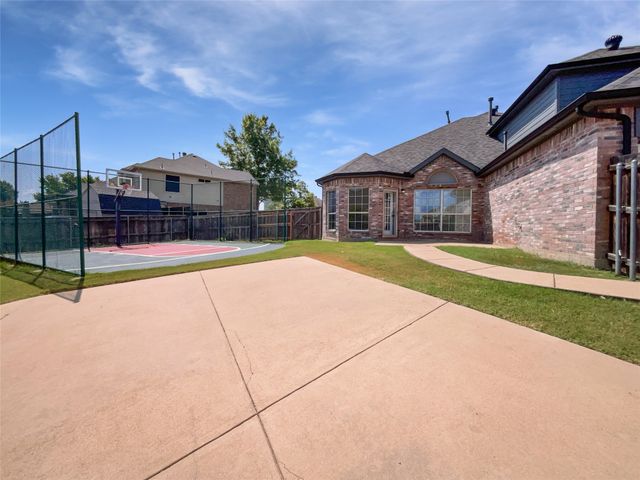 1621 Cattail Creek Drive, Desoto, TX 75115