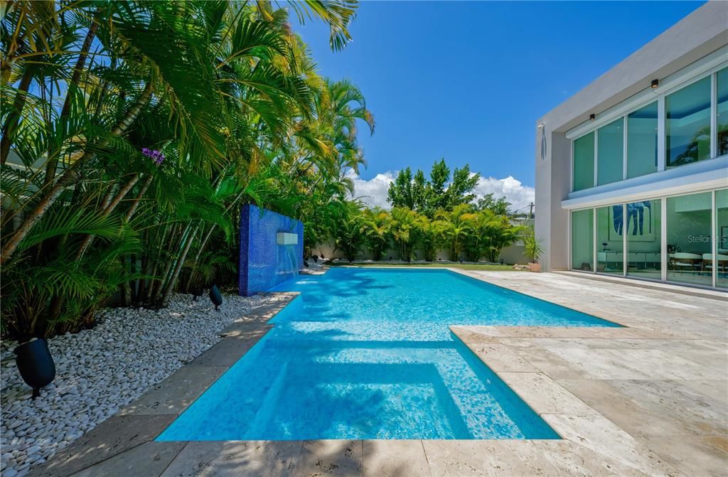Image 6 of property listing at 23 BUCARE STREET, San Juan, PR 00913