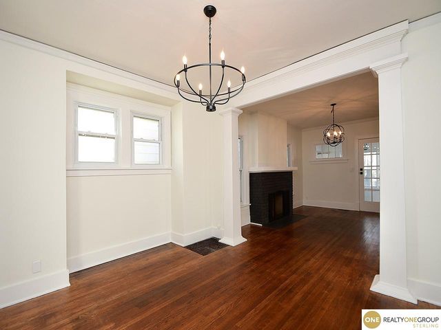 2467 N 47th Avenue, Omaha, NE 68104