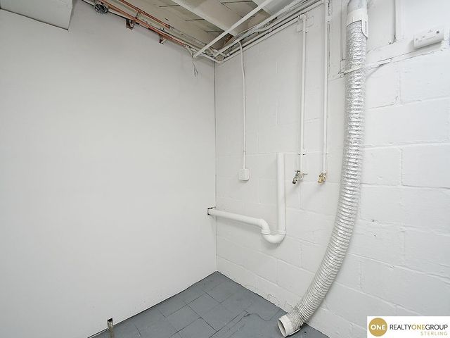 2467 N 47th Avenue, Omaha, NE 68104