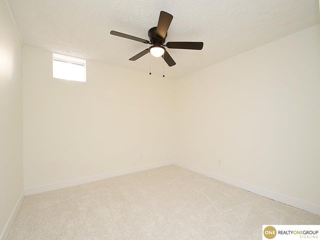 2467 N 47th Avenue, Omaha, NE 68104