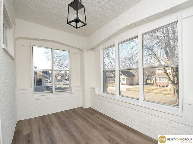 2467 N 47th Avenue, Omaha, NE 68104