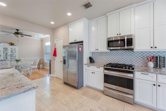 16805 Willow Oak LN, Round Rock, TX 78681