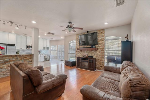 16805 Willow Oak LN, Round Rock, TX 78681