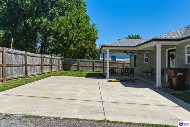 111 E Brown Street, Elizabethtown, KY 42701