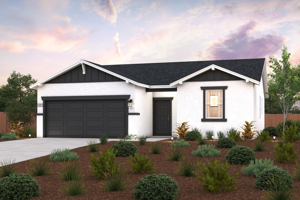 4015 W Sunnyview Avenue, Visalia, CA 93292