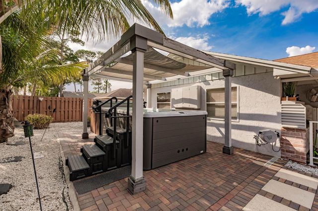 13545 Exotica Lane, Wellington, FL 33414